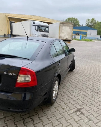 Skoda Octavia cena 24900 przebieg: 180000, rok produkcji 2010 z Warszawa małe 497